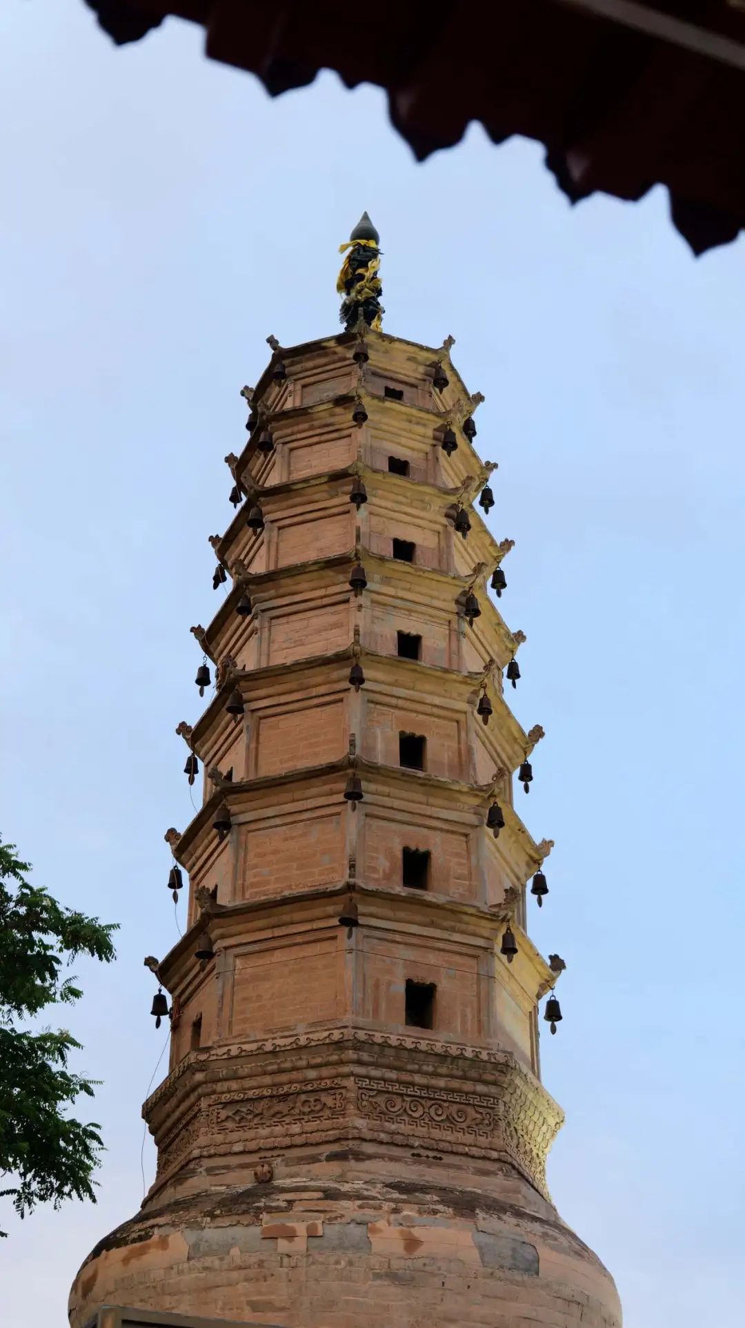 DƬ